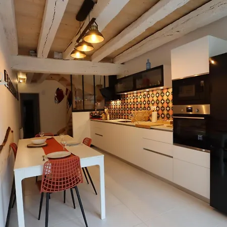 Le 29 Bis * Laparade